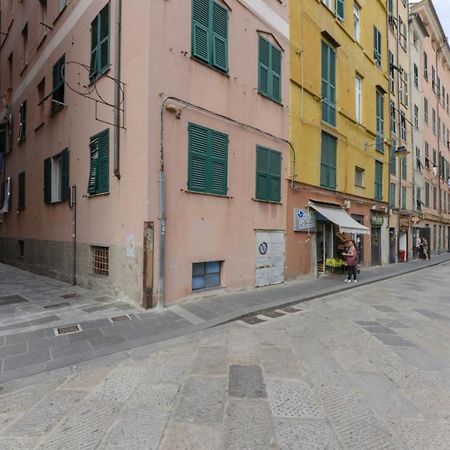 Joivy Warm Family Flat For 9, Near Porto Antico Apartment Genoa Bagian luar foto