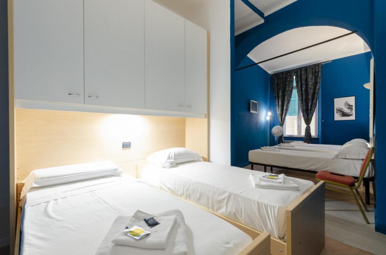 Joivy Warm Family Flat For 9, Near Porto Antico Apartment Genoa Bagian luar foto