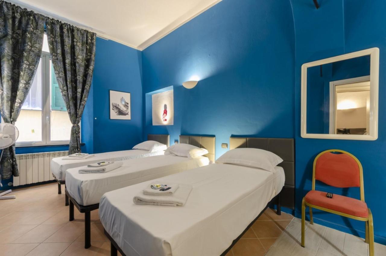 Joivy Warm Family Flat For 9, Near Porto Antico Apartment Genoa Bagian luar foto