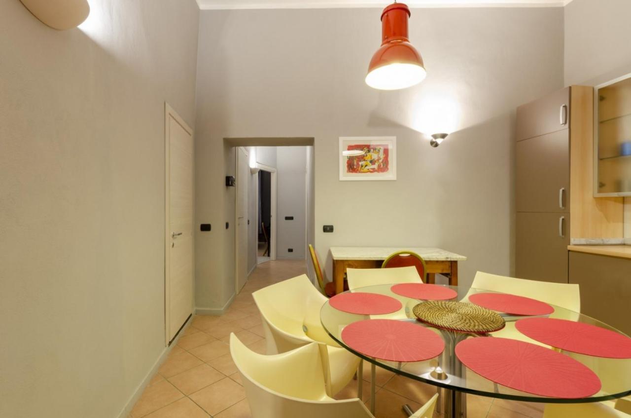 Joivy Warm Family Flat For 9, Near Porto Antico Apartment Genoa Bagian luar foto
