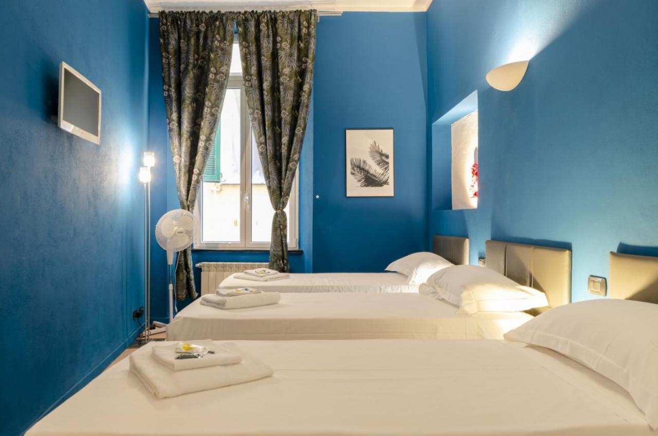Joivy Warm Family Flat For 9, Near Porto Antico Apartment Genoa Bagian luar foto